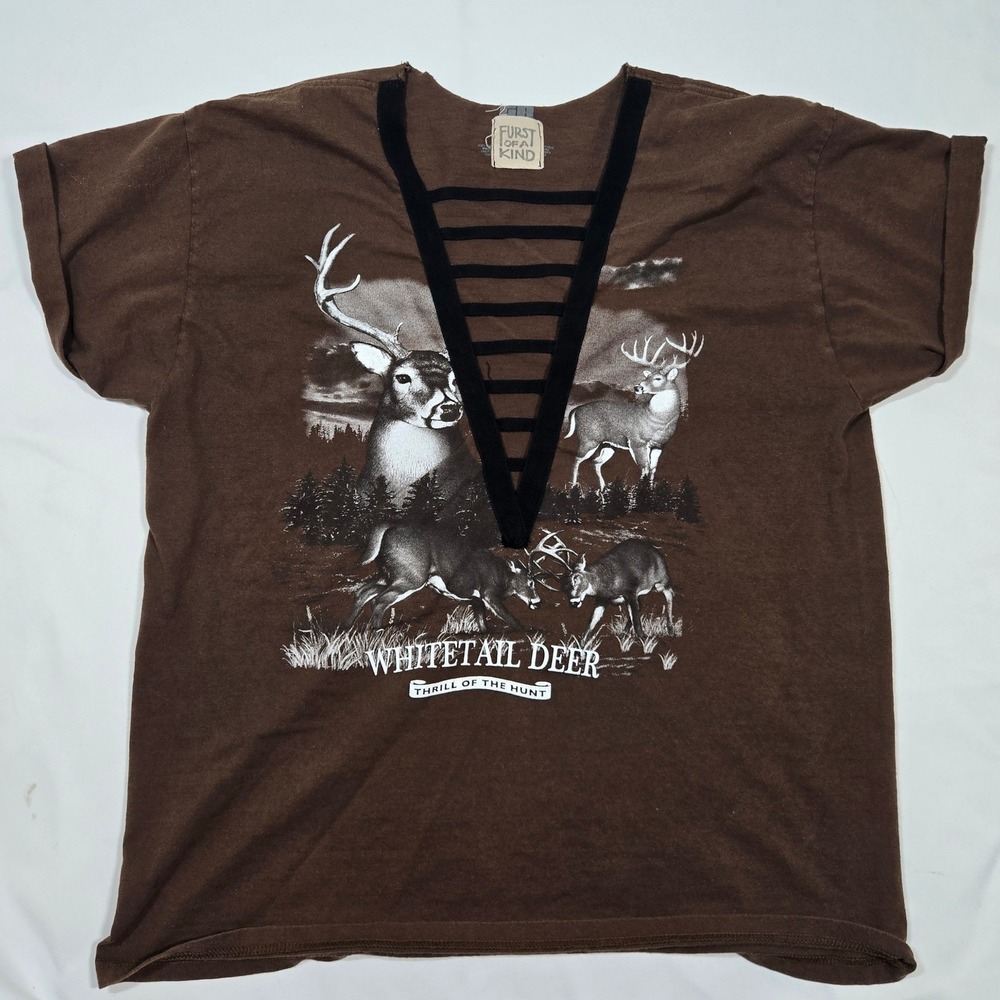 Furst of A Kind Whitetail Deer Graphic T Shirt Womens M L Ladder Cutout Reworked